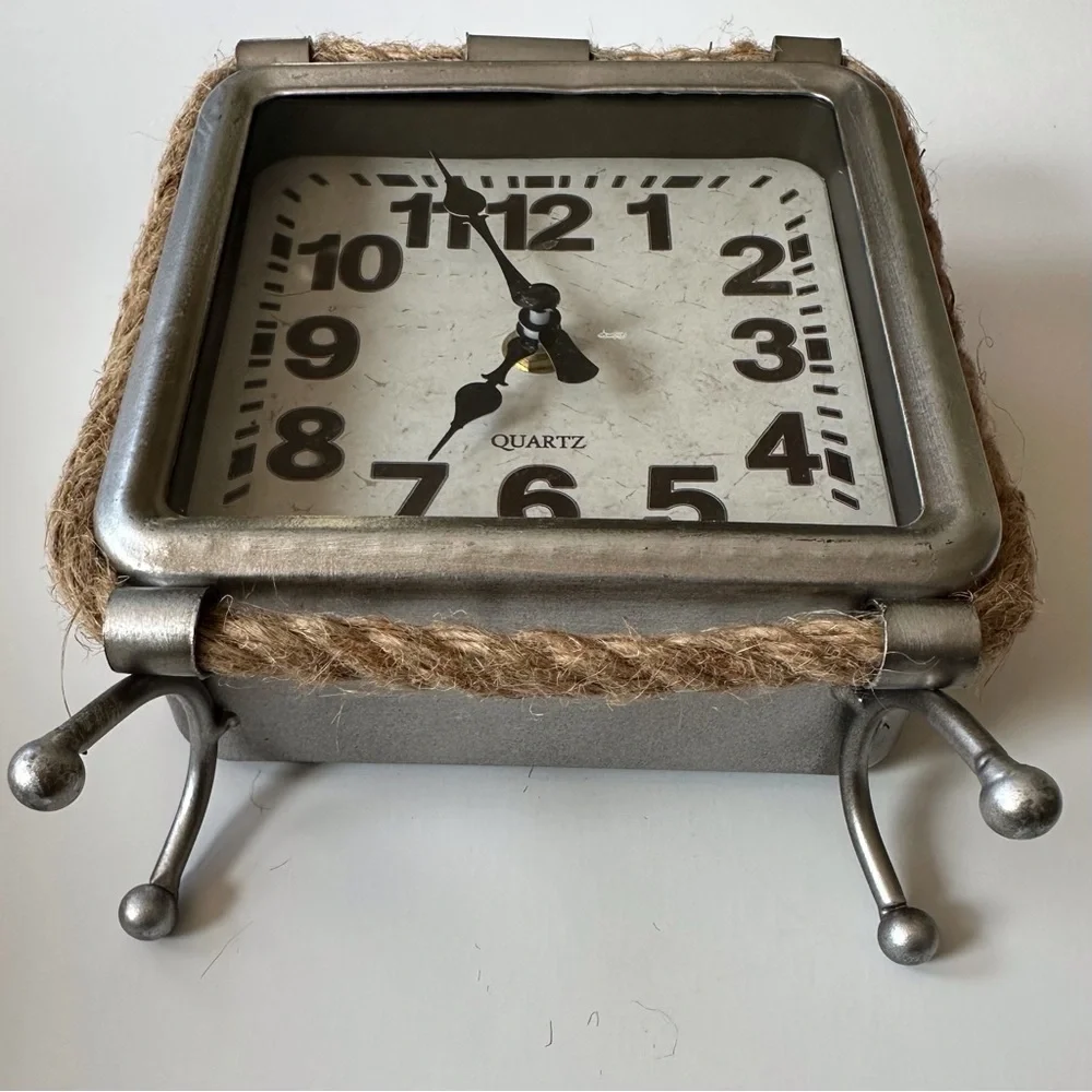 Farmhouse style analog desktop clock rope trim battery operated‎